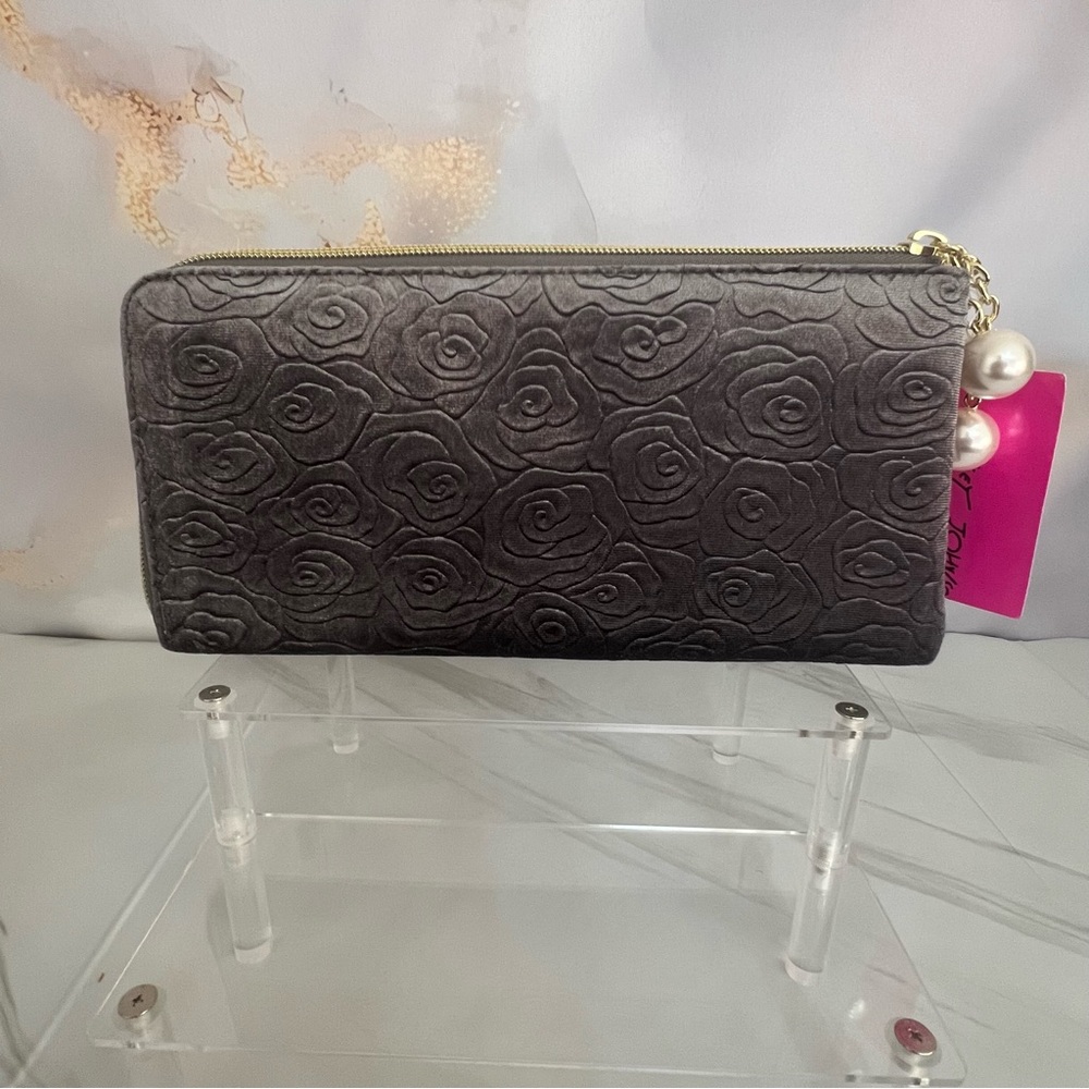 Betsey Johnson Clutch Wallet Celestial Heart - NWT - Picture 3 of 9